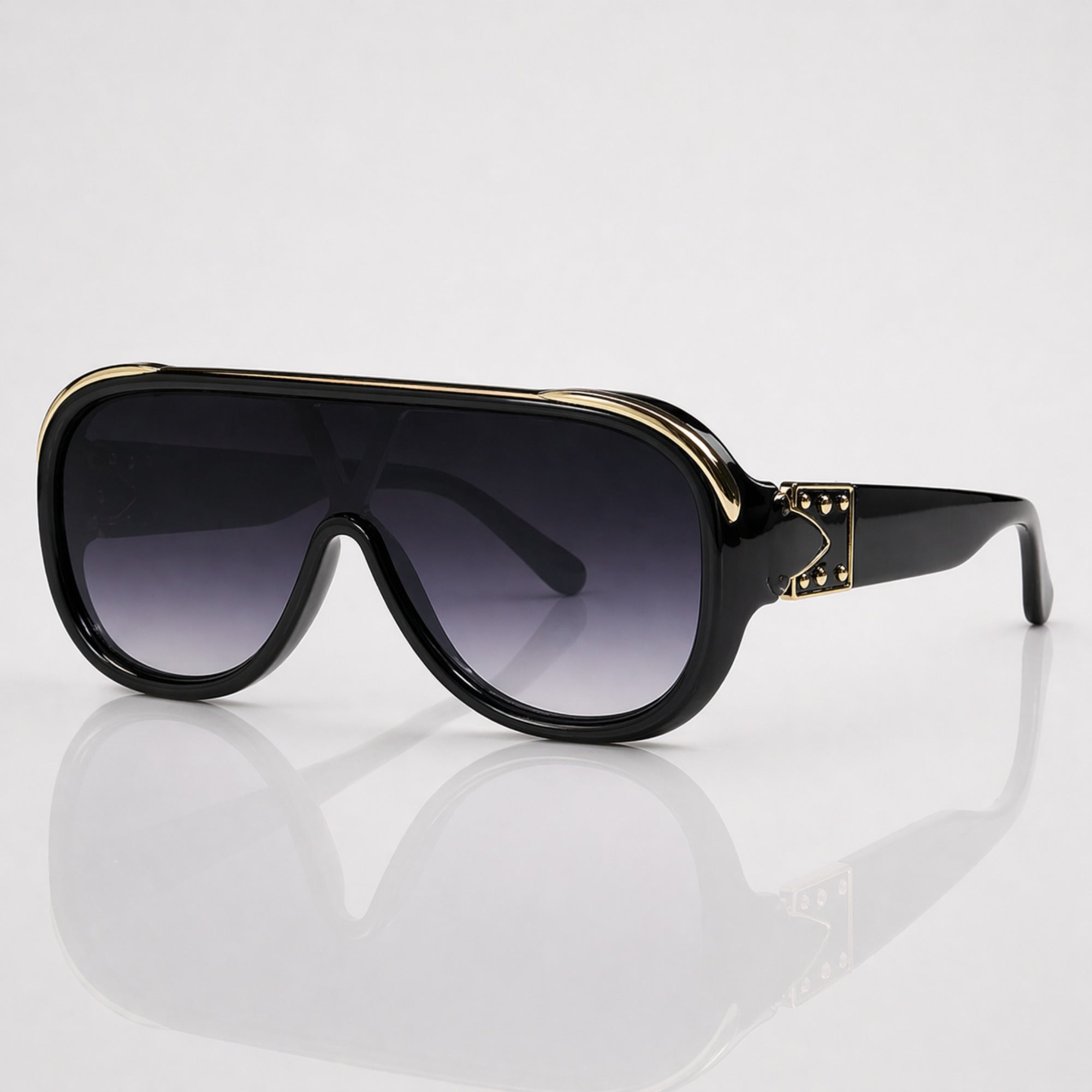 Oversized Gradient Black Flat Top Sunglasses – Unisex