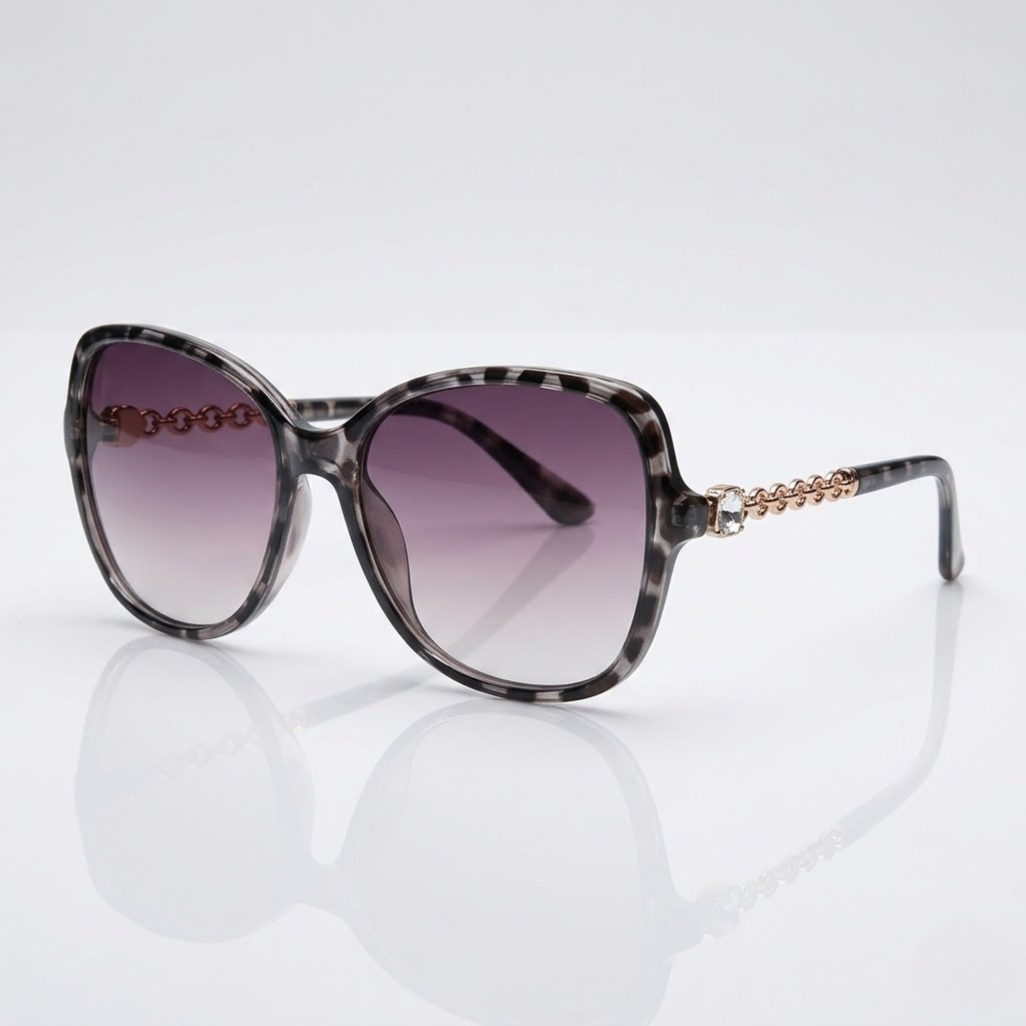 Purple Gradient Subtle Pattern Oversized Sunglasses – Women