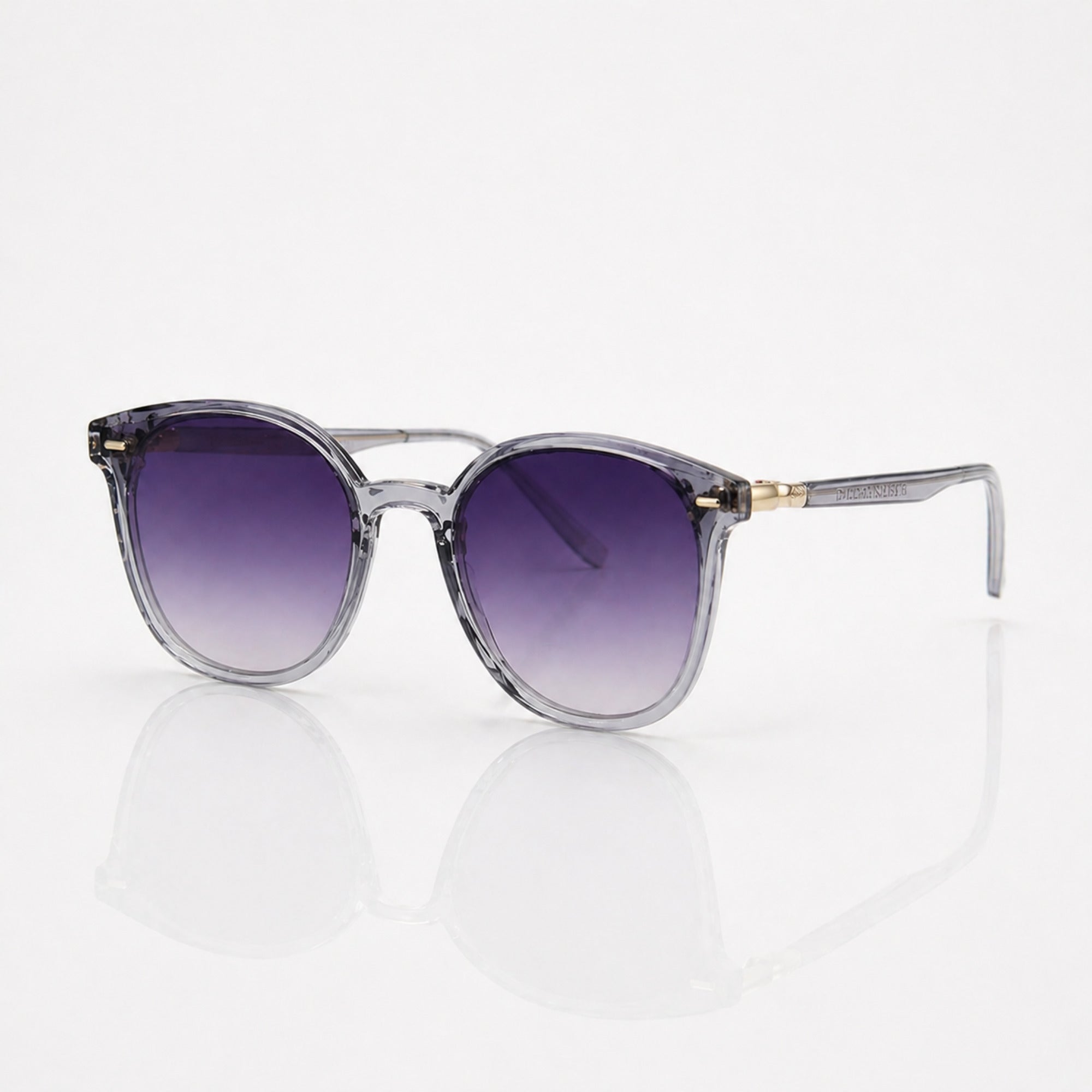 Classic Round Sunglasses for Women – Transparent Frame UV400 Stylish Shades